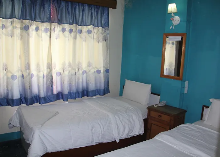 Api Hotel 2*